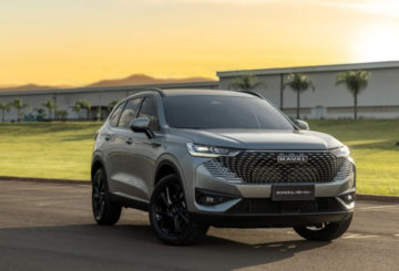 Foto da frente do Haval H6 HEV 2024