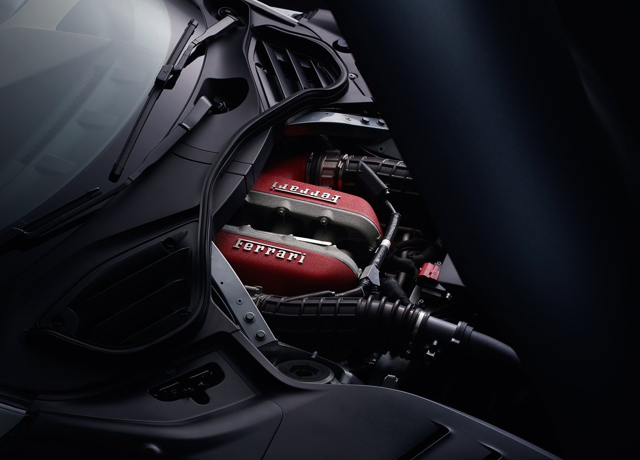 Foto do motor da Purosangue 2023.