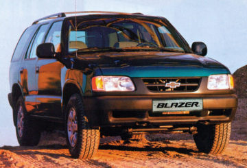 Foto frontal do Chevrolet Blazer DLX 4.3 V6.