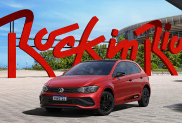 Foto frontal do Volkswagen Polo Track Rock in Rio 2025, exibindo toda a dianteira e a lateral do motorista.