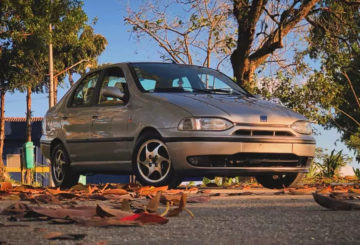 Foto frontal do Fiat Siena Sport MTV 1998.