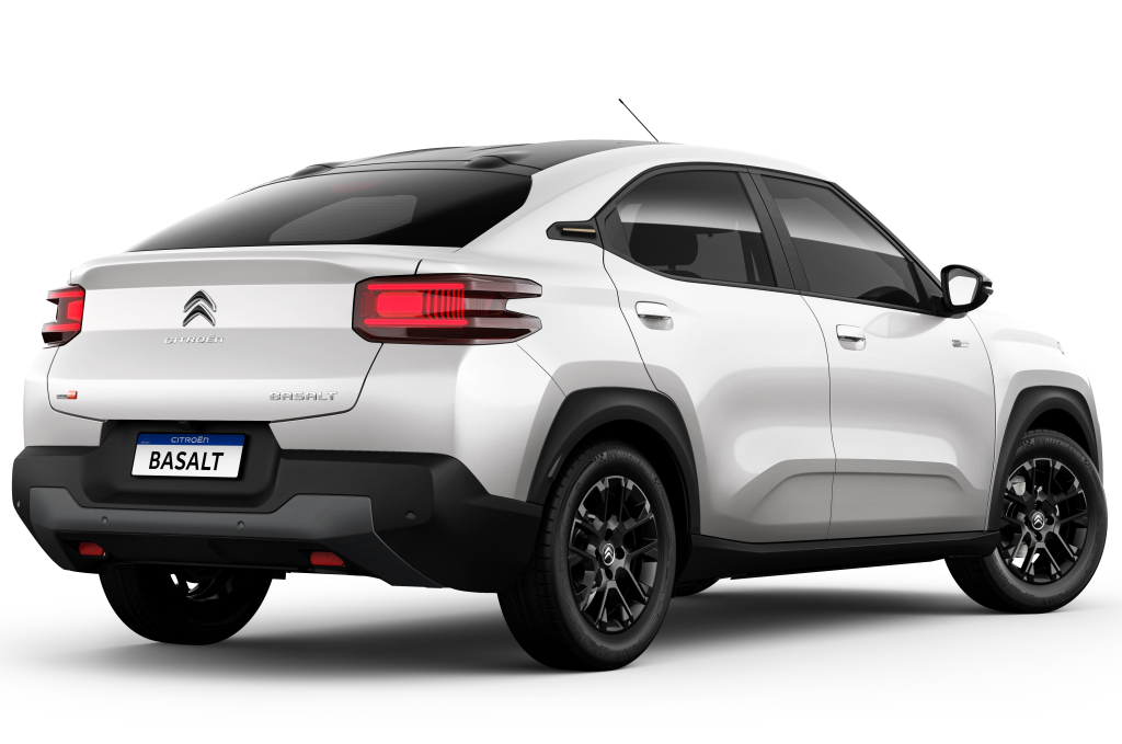 Foto traseira do Citroen Basalt First Edition 2025.