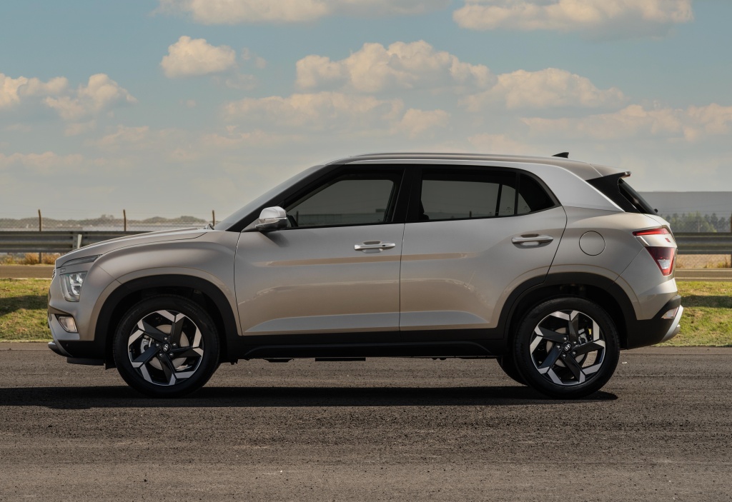 Foto lateral do Hyundai Creta Platinum 2025.