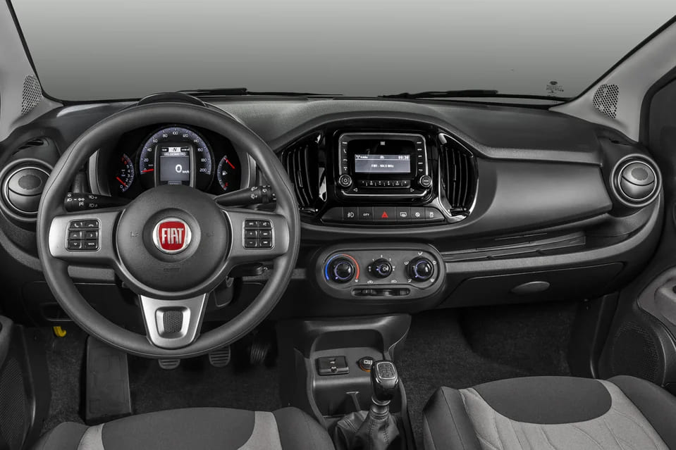 Uno Rio Foto interna do Fiat Uno Way Rio 450 (2015-2016), exibindo o painel de ...